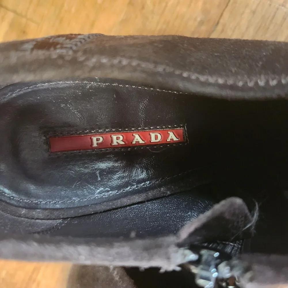 Prada Ankle Boot, side zip Sz 38.5 Milano Brown Suede Leather, 3.75